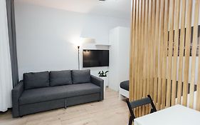 2-237 in Warsaw, RC Bliska Wola Tower, 29 Marcina Kasprzaka, Petrovdom apartment